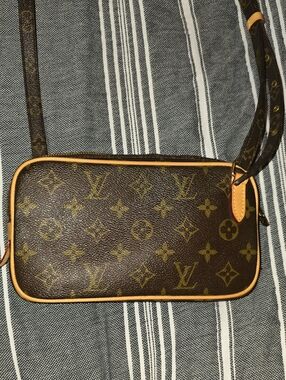 Louis Vuitton Monogram LV Marly Bandouliere Crossbody
